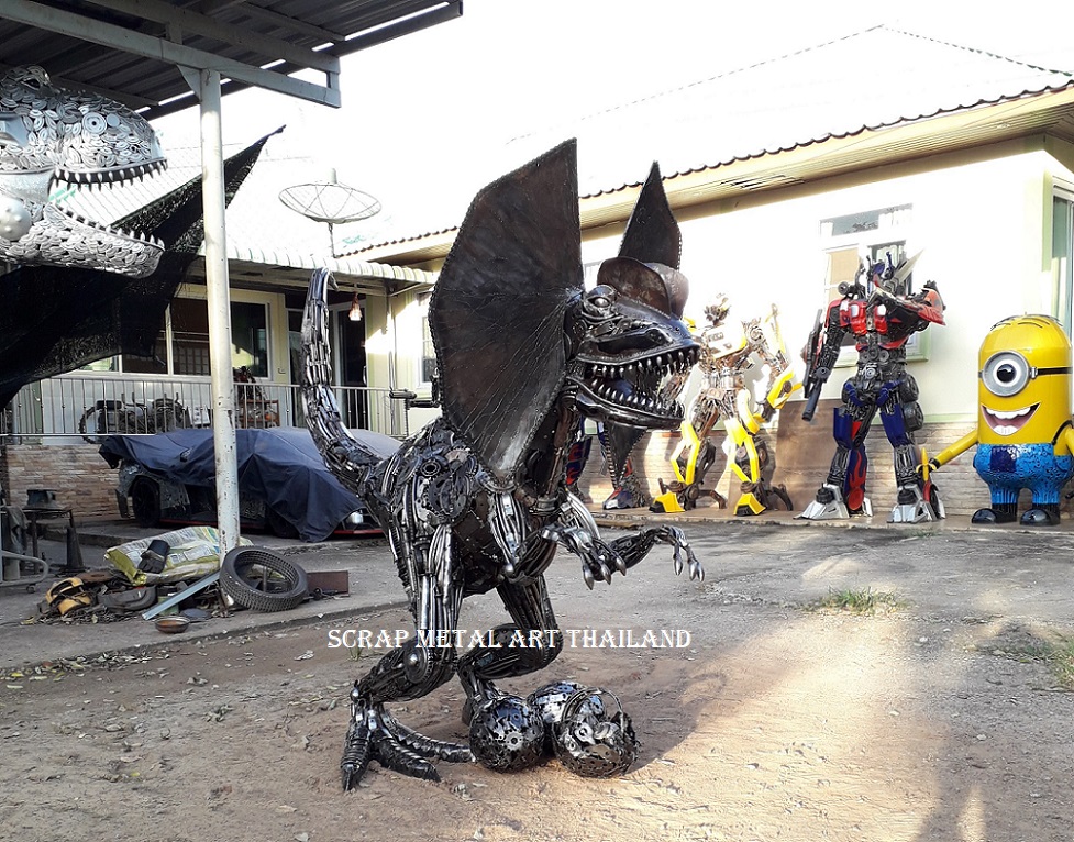 Dilophosaurus Dino Statue Sculpture for sale, Life Size Metal Animal Sculpture Art from Thailand