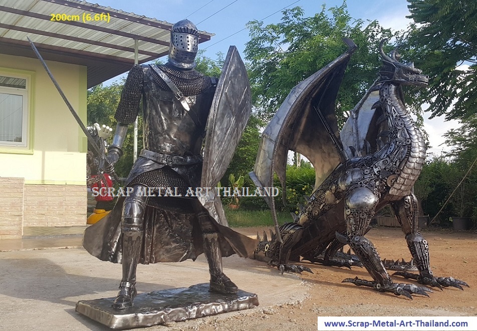 Crusader Knight statue for sale, life size scrap metal Crusader Knight sculpture from Thailand