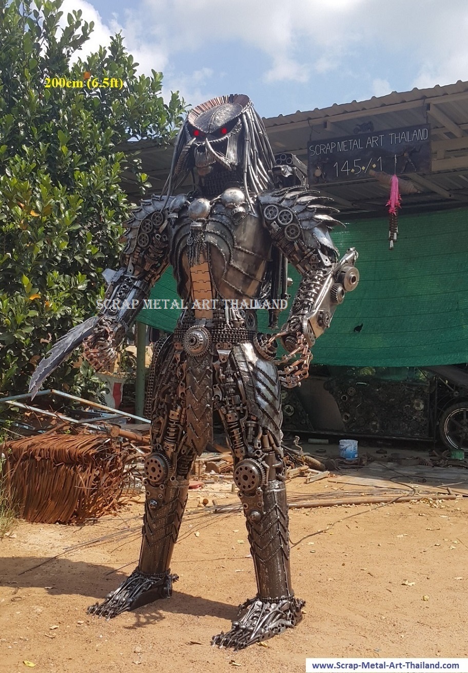 Predator statue for sale, life size scrap metal Predator sculpture from Thailand