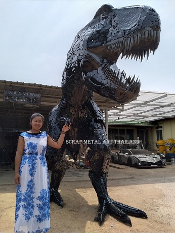 life size T-Rex dinosaur statue, scrap metal animal art Dino sculpture